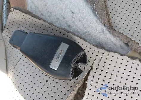 2008 Jeep Grand Cherokee Overland z USA, uszkodzony, nr VIN 1J8HS68258C171979